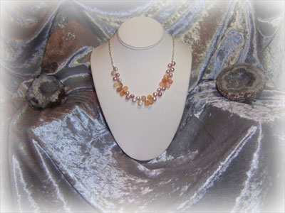 Hooks & Toggles - Peaches & Cream